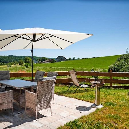 Ferienhaus Chilllout Chalets Daun-Kradenbach Bagian luar foto