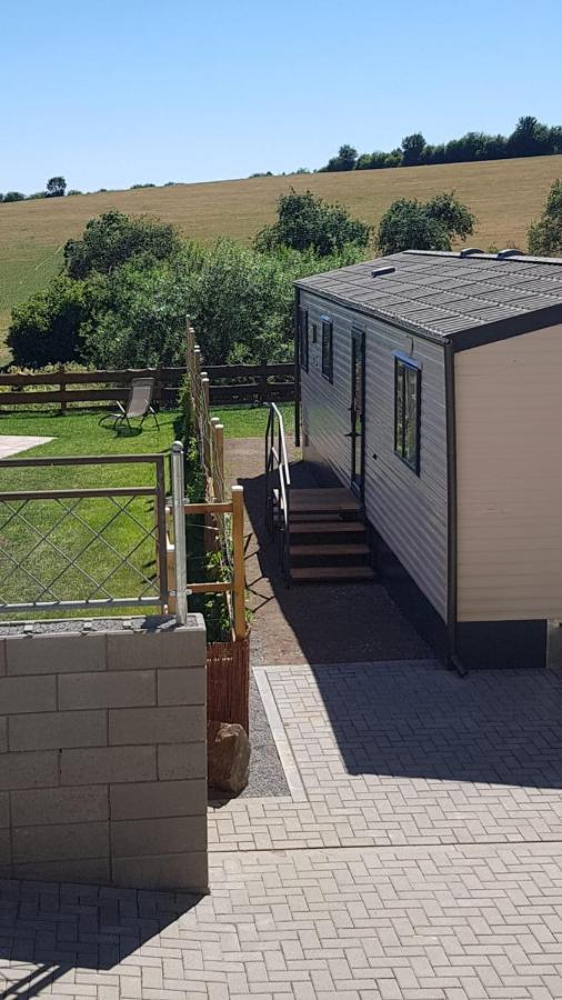 Ferienhaus Chilllout Chalets Daun-Kradenbach Bagian luar foto